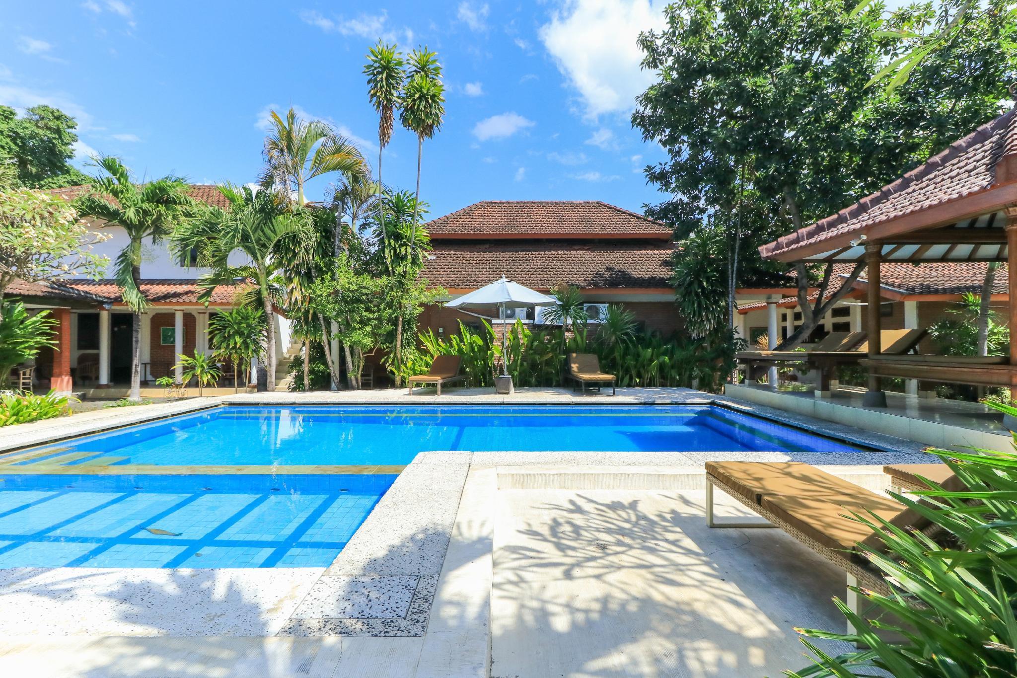 Ayu Lili Garden Hotel Kuta Kuta  Exterior photo