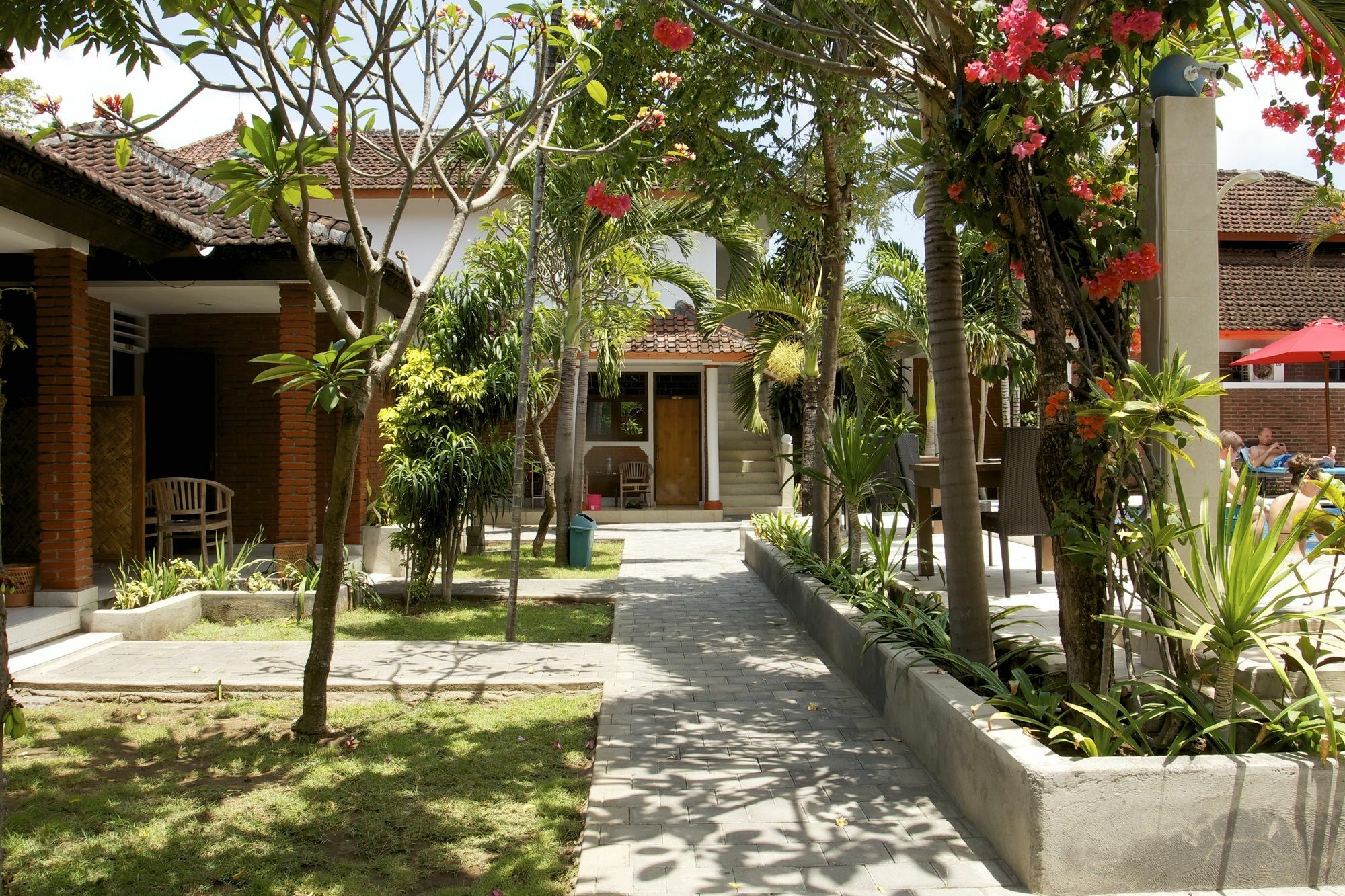 Ayu Lili Garden Hotel Kuta Kuta  Exterior photo