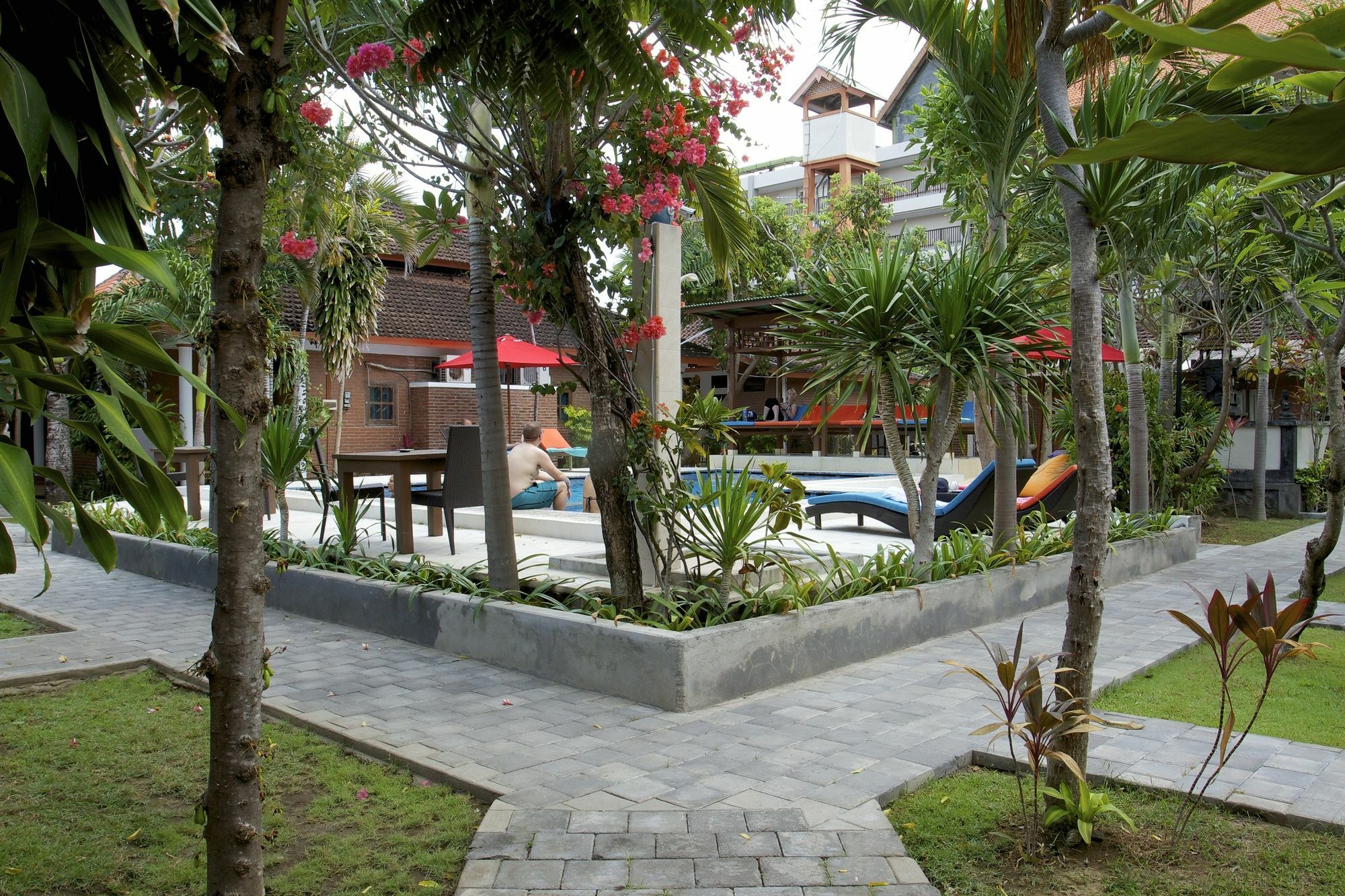 Ayu Lili Garden Hotel Kuta Kuta  Exterior photo